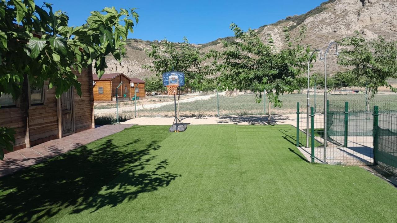 Granja Escuela Con Bungalows San Martín de la Vega Kültér fotó